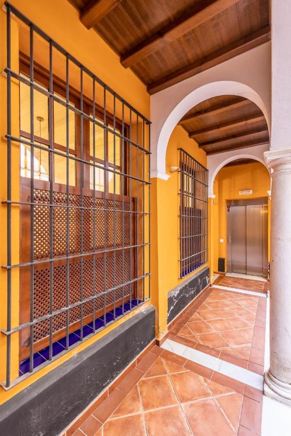 Palacios Malaver Suite Home Seville Exterior photo